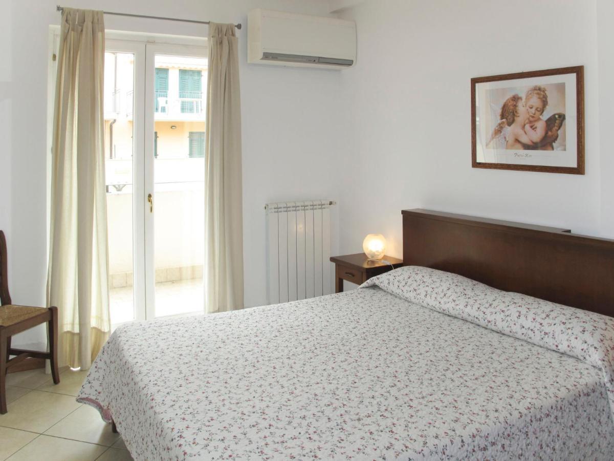 Apartment Cala Azzurra - Imp312 By Interhome Imperia Exterior photo